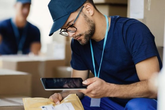 Student Courier Guide: Shipping to Study Abroad